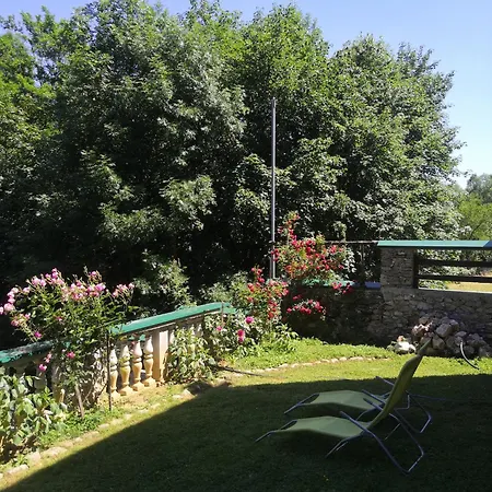 Relax Hot Tub Apartamento Saraievo