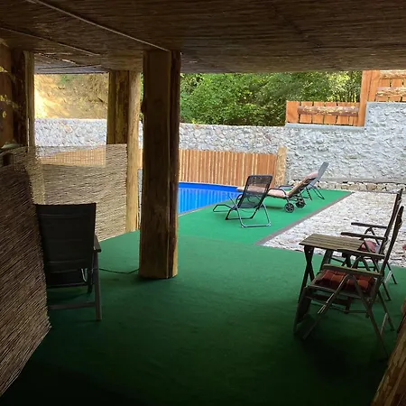 Relax Hot Tub * Saraievo